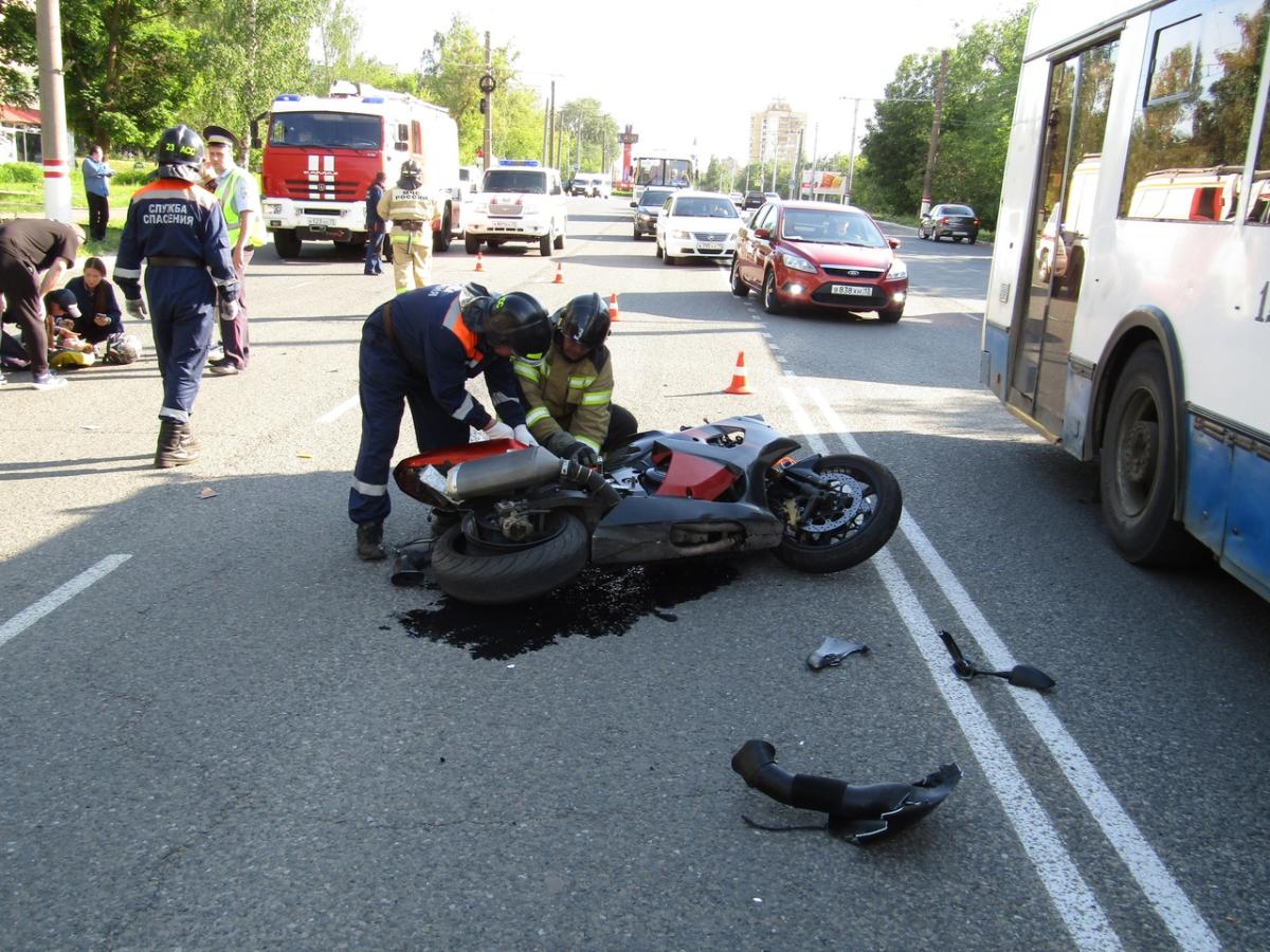 В Саранске столкнулись мотоцикл и «ВАЗ»: погиб подросток