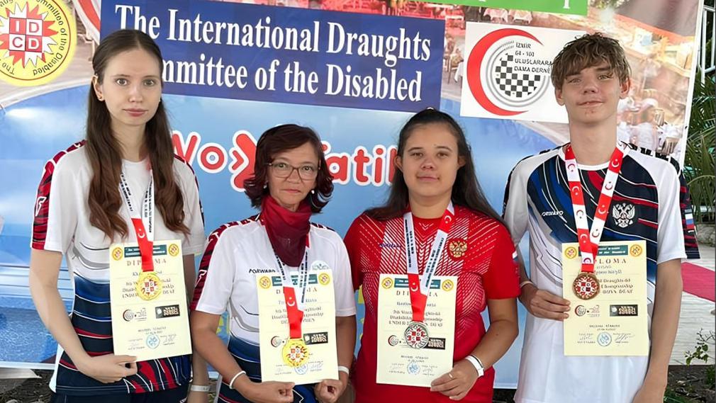 Спортсменки Мордовии выиграли чемпионат и первенство мира по шашкам Спортсменки Мордовии выиграли чемпионат и первенство мира по шашкам