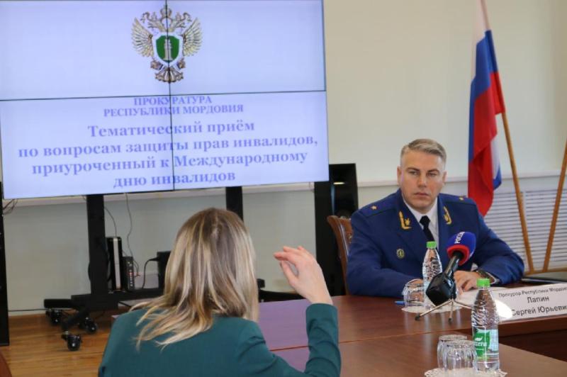 Прокурору Мордовии пожаловались на проблемы инвалидов 