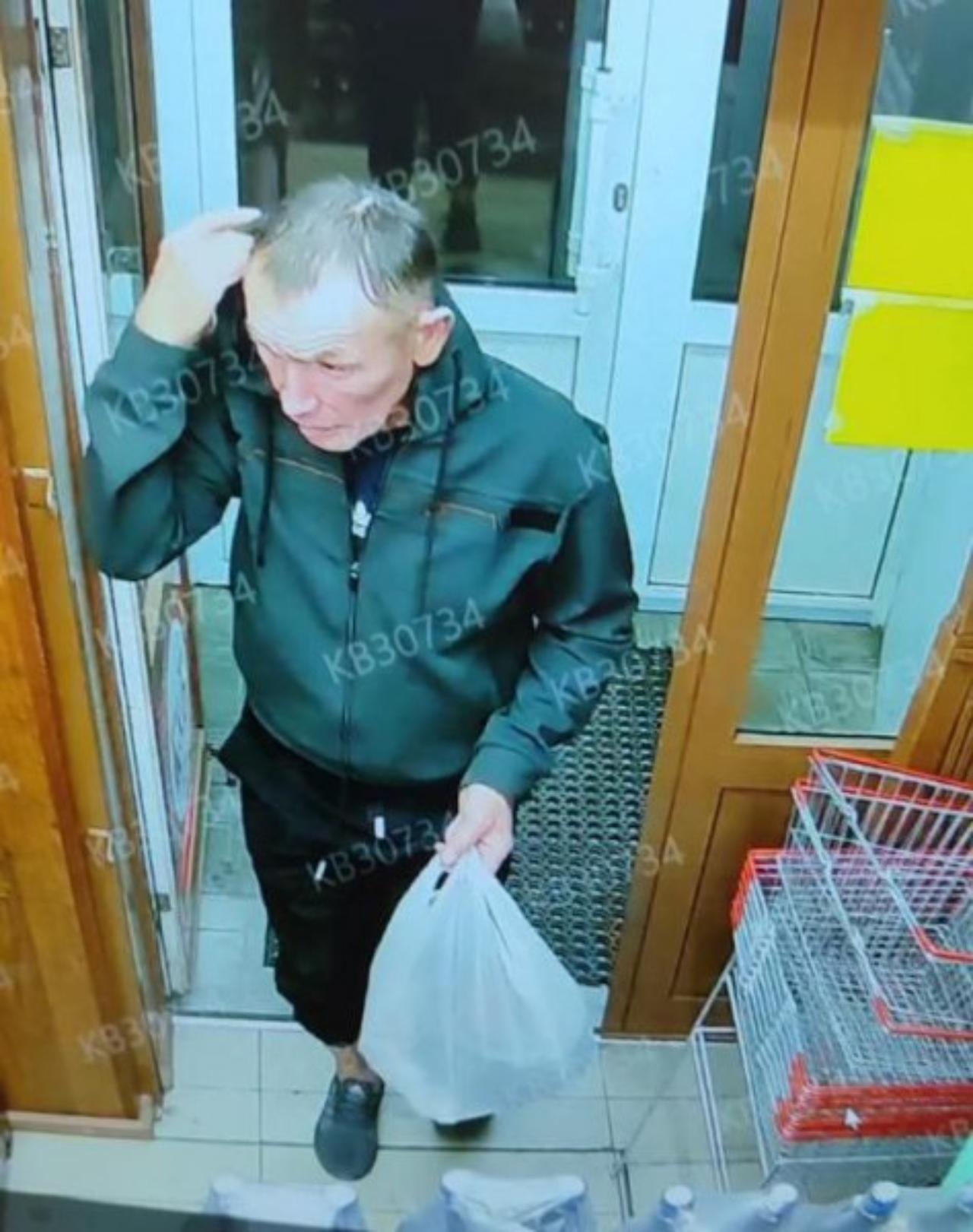 В Саранске ищут похитителя денег с банковской карты В Саранске ищут похитителя денег с банковской карты