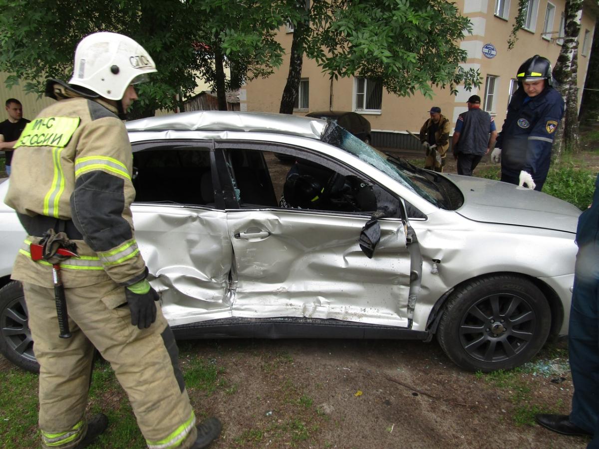 В Саранске столкнулись две «Тойоты»: на месте ДТП работает реанимация