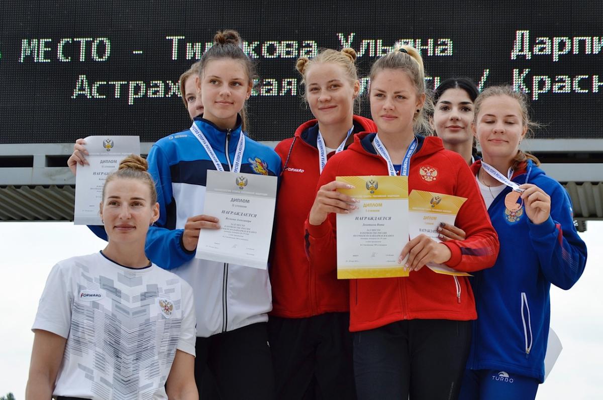 Шесть медалей завоевала спортсменка из Мордовии на первенстве России по гребле на байдарках