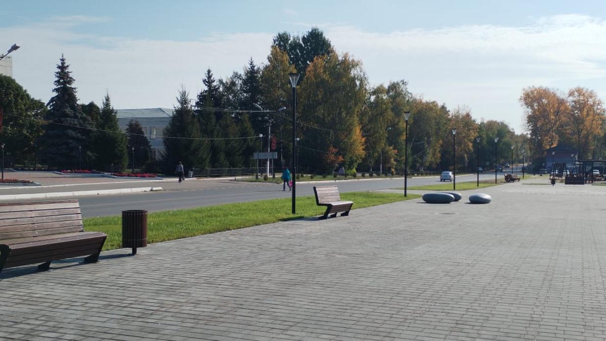 На обновлённой Советской площади в Кемле установили валуны