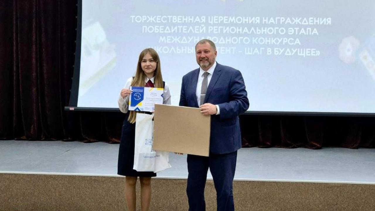 В Мордовии наградили более 160 юных изобретателей В Мордовии наградили более 160 юных изобретателей