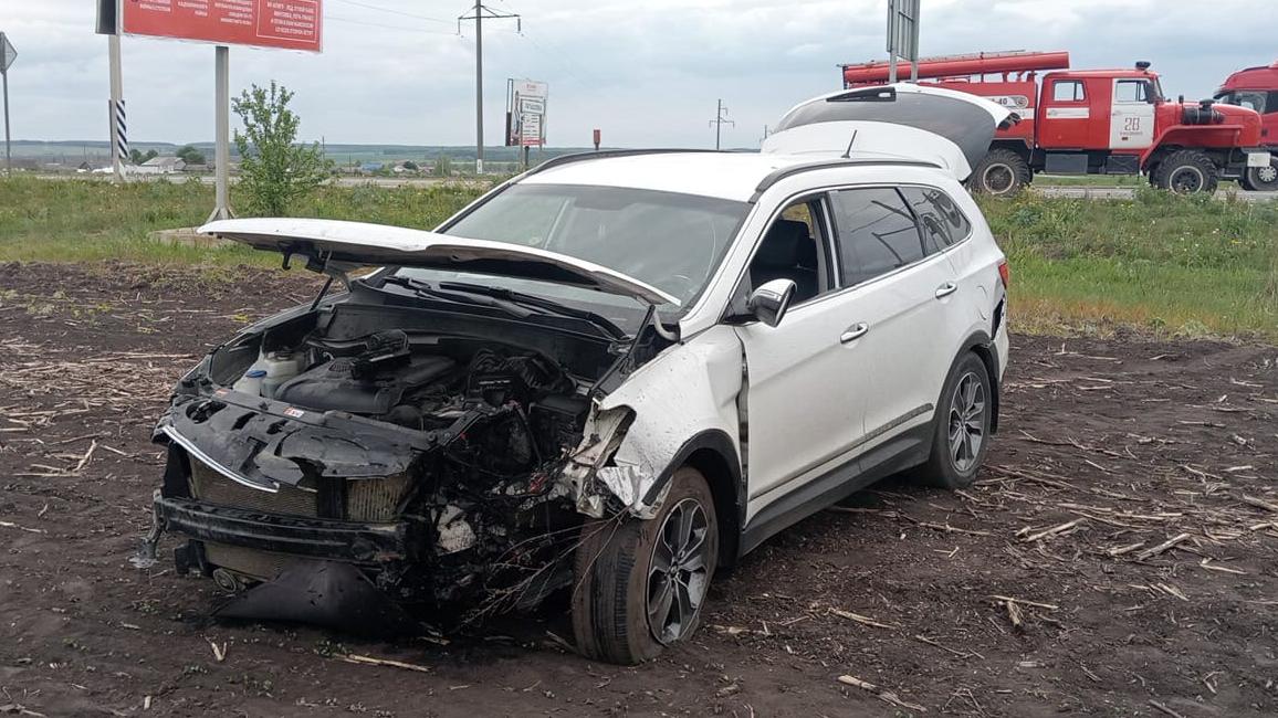 Водитель «Опеля» не уступил «Хендэ» и попал с пассажирами в больницу Водитель «Опеля» не уступил «Хендэ» и попал с пассажирами в больницу