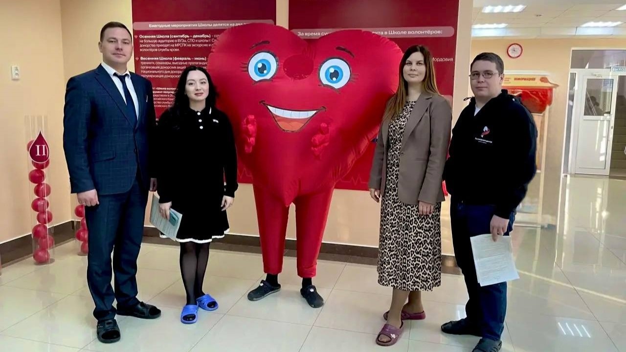 Молодые парламентарии Мордовии поделились своей кровью