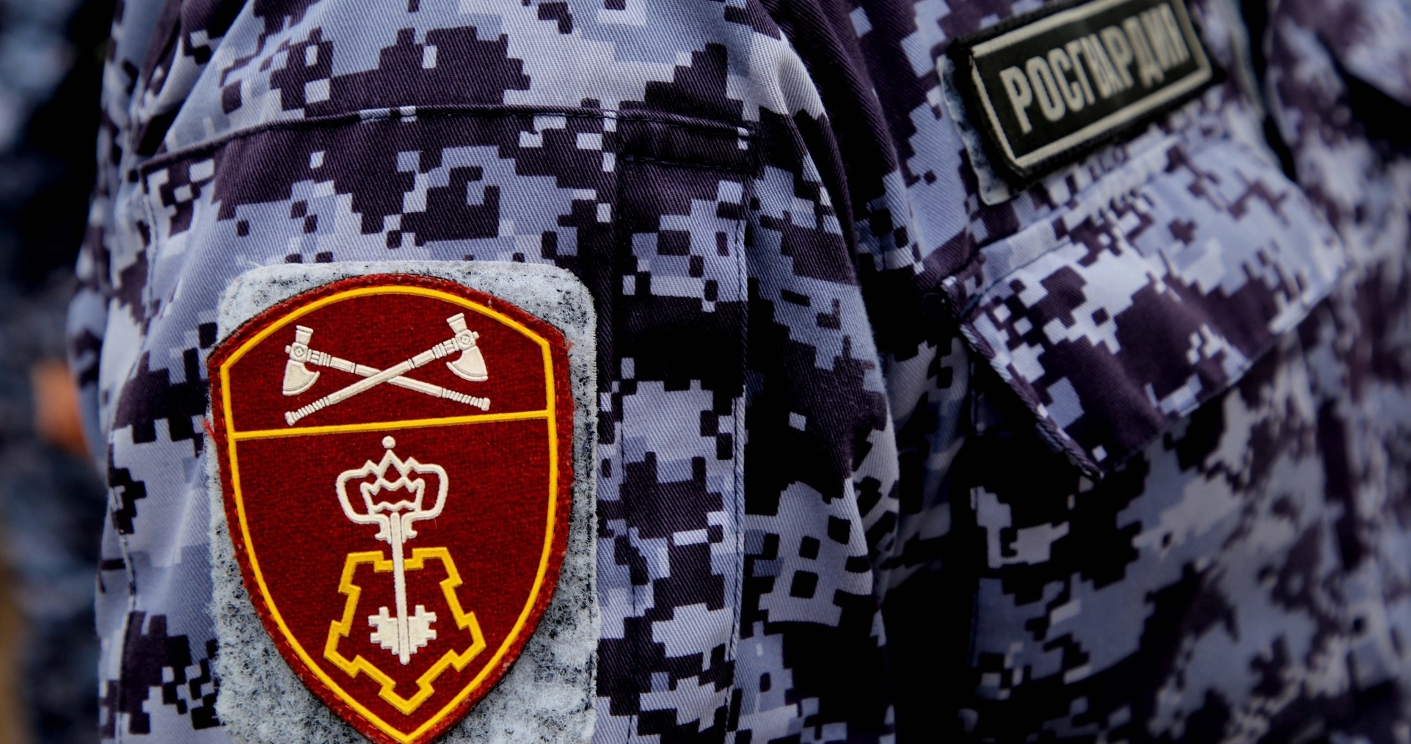 Мужчины в Саранске устроили погром в баре и побили терминал оплаты 