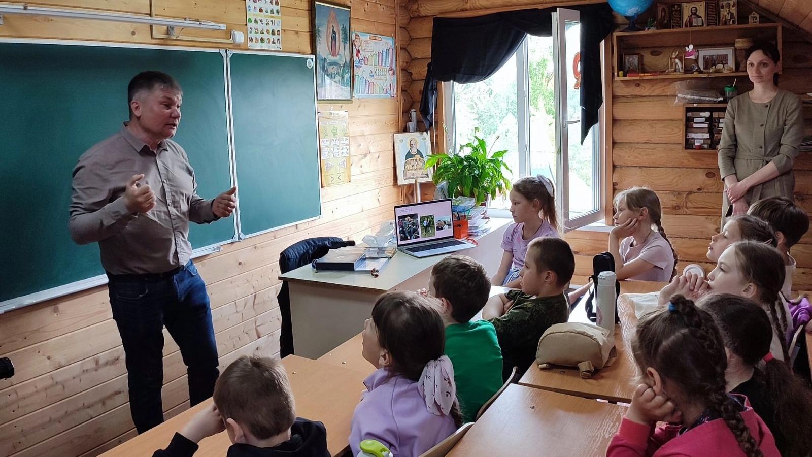Чемпион мира по спидвею вдохновляет подростков Мордовии примерами мужества Чемпион мира по спидвею вдохновляет подростков Мордовии примерами мужества