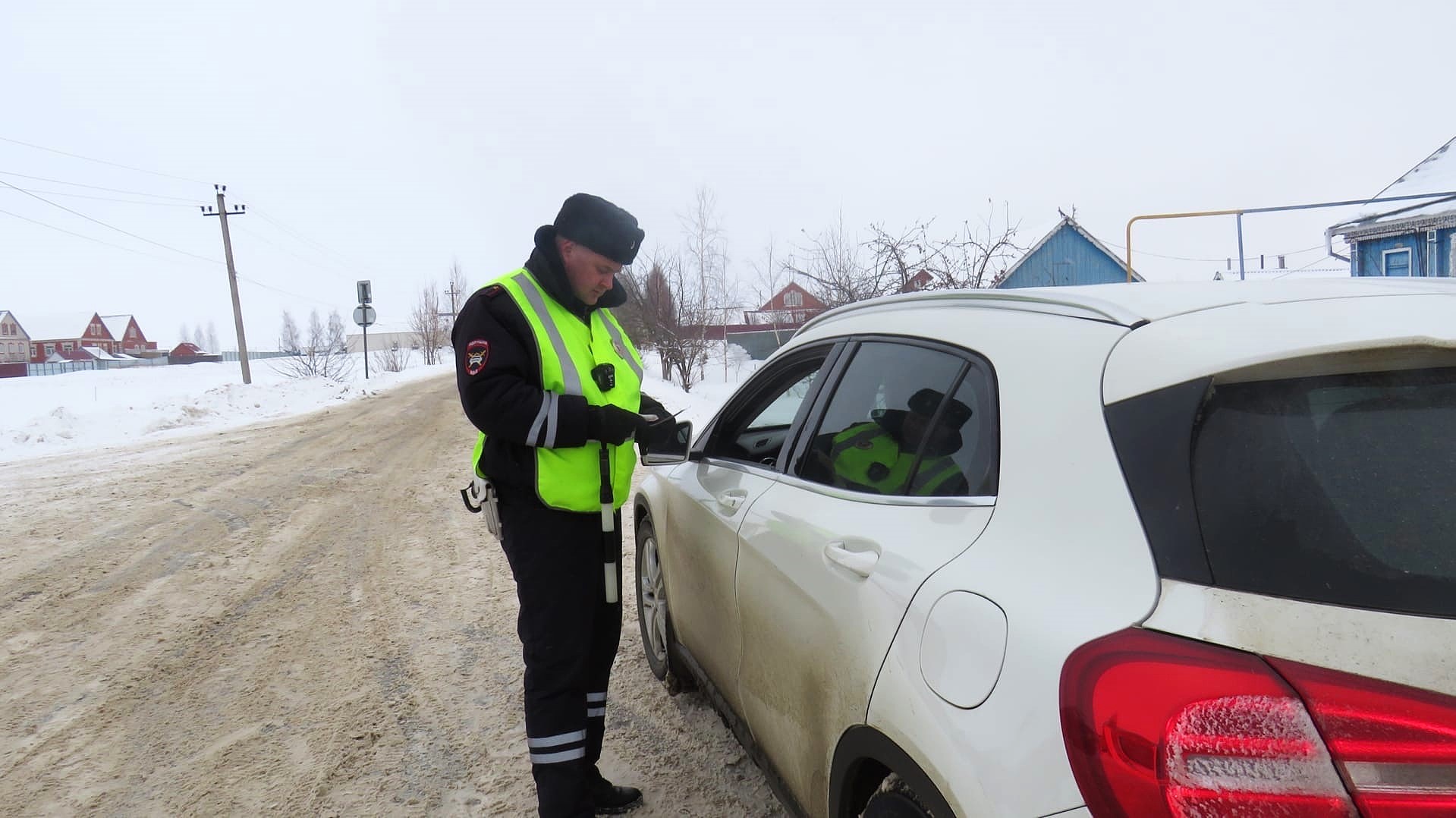 В Саранске пьяный водитель пытался откупиться от инспекторов ДПС