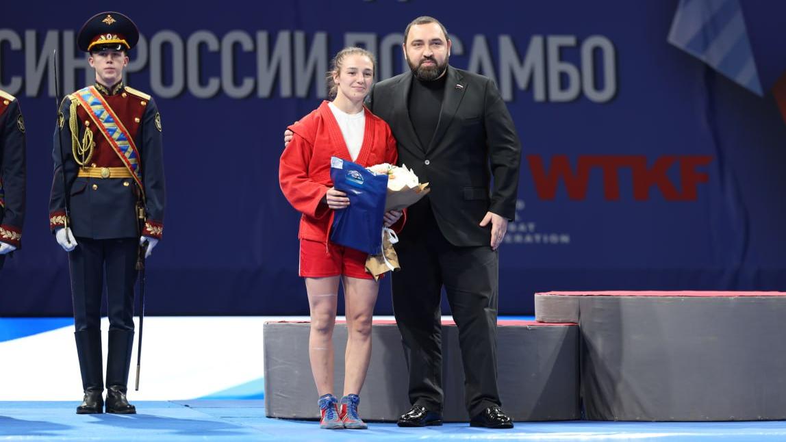 Сотрудница УФСИН Мордовии выиграла Кубок по самбо Сотрудница УФСИН Мордовии выиграла Кубок по самбо
