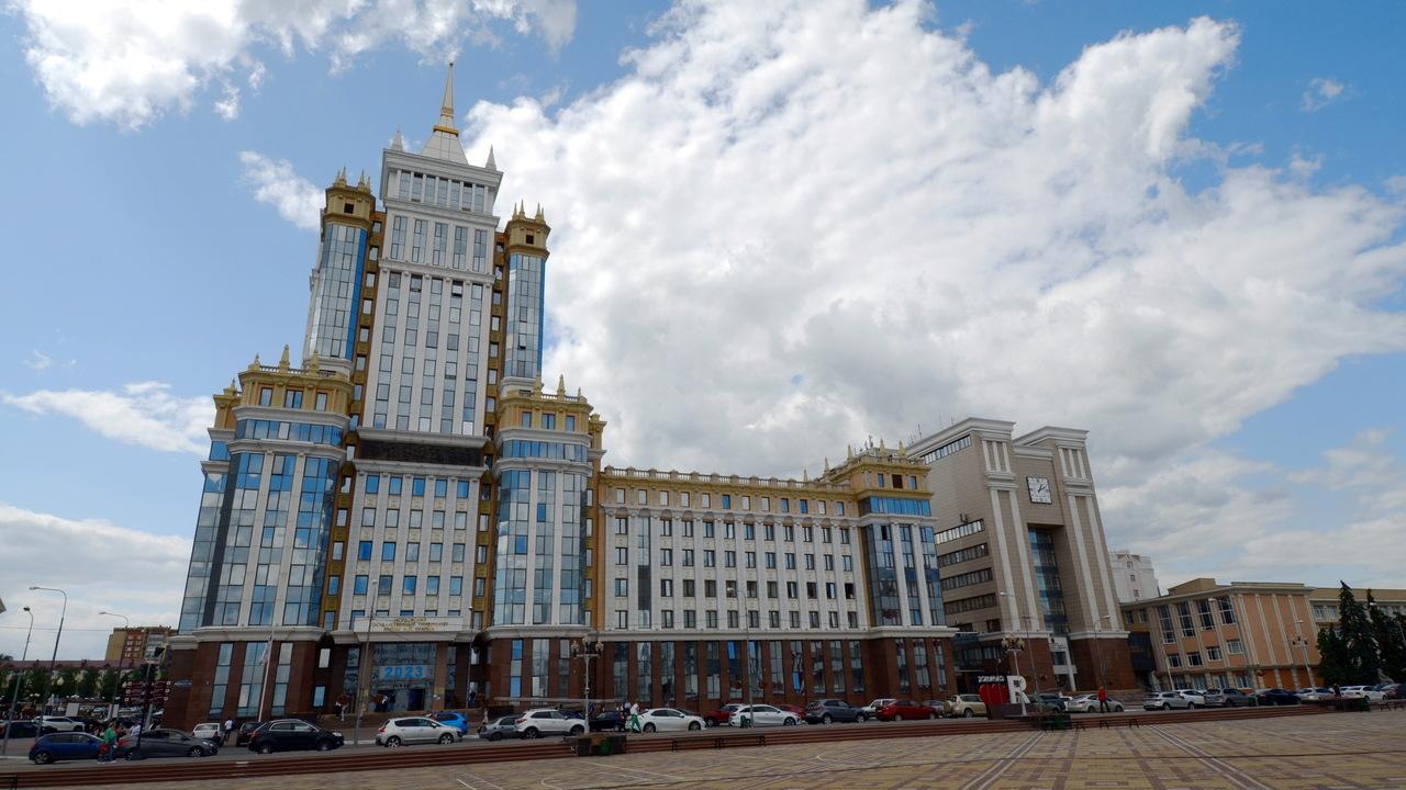 Каждый десятый: в России пересчитали отчисленных из вузов студентов 