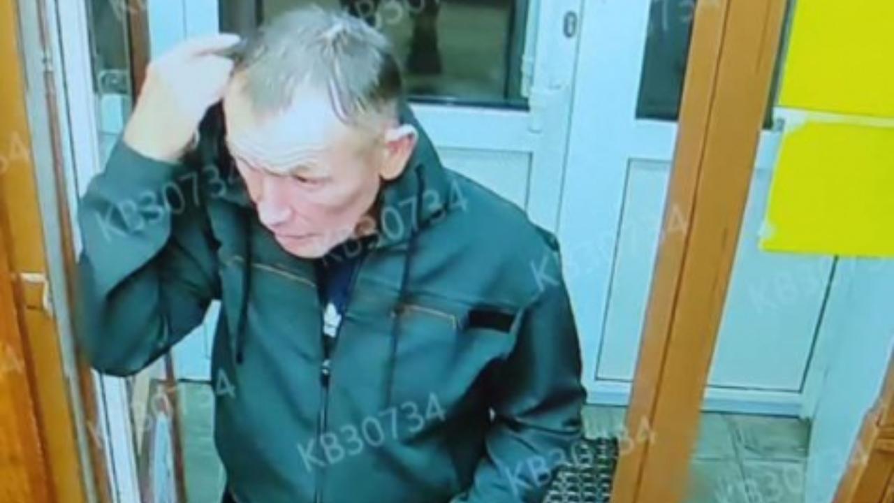 В Мордовии ищут расплатившегося чужой банковской картой мужчину В Мордовии ищут расплатившегося чужой банковской картой мужчину