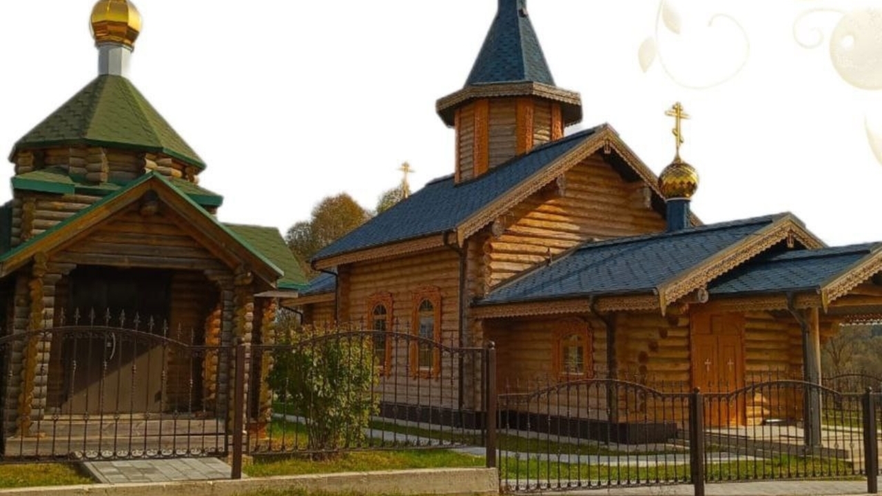 В Мордовии открылась церковь, которую строили всем миром В Мордовии открылась церковь, которую строили всем миром