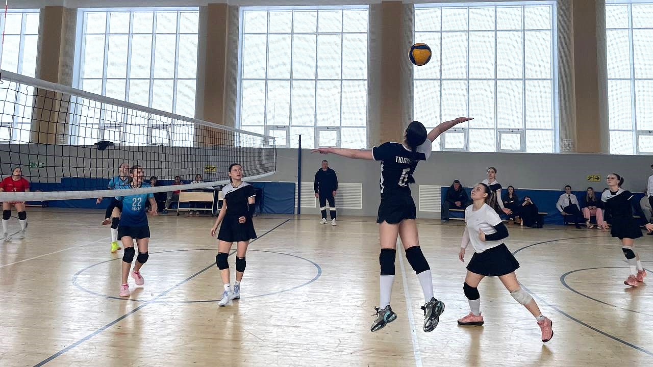 В Саранске прошёл турнир по волейболу