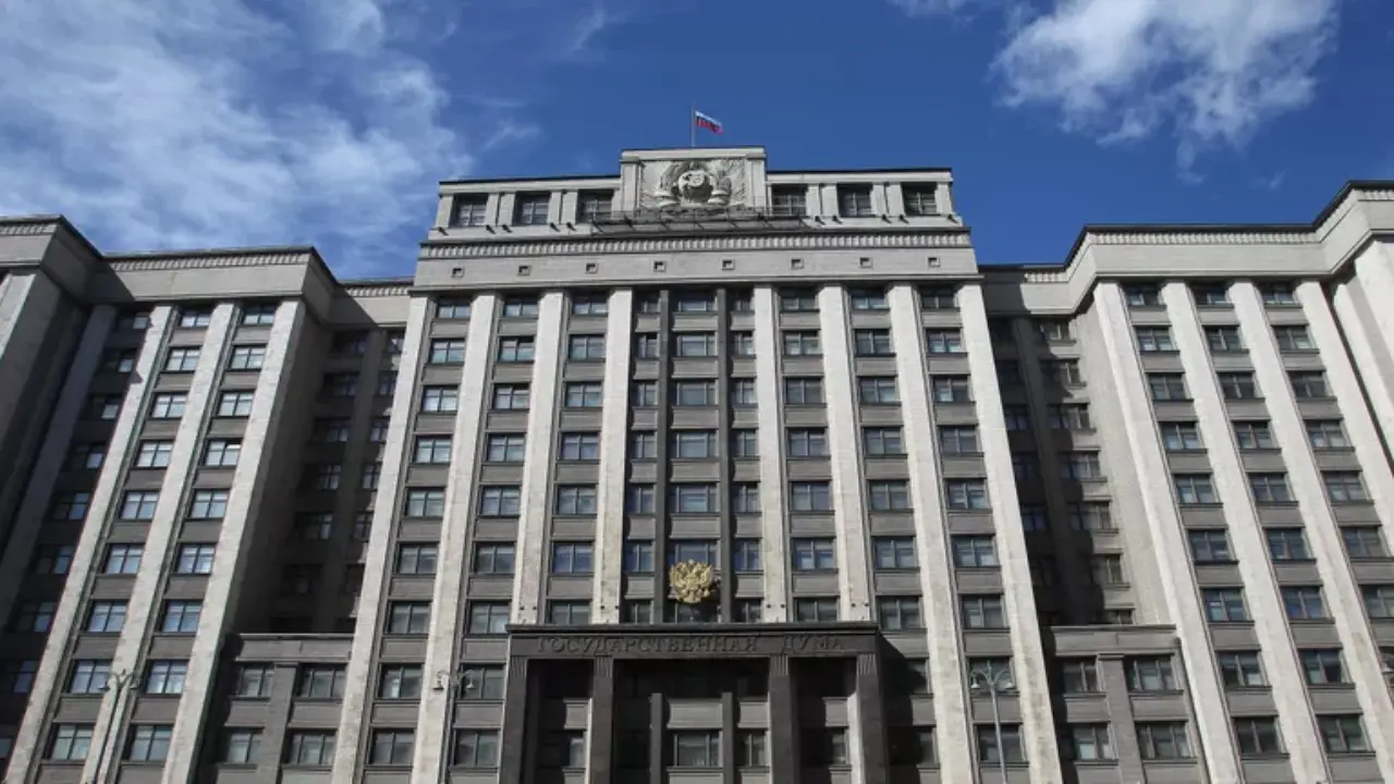  В Госдуме предложили блокировать нецензурные материалы в сети