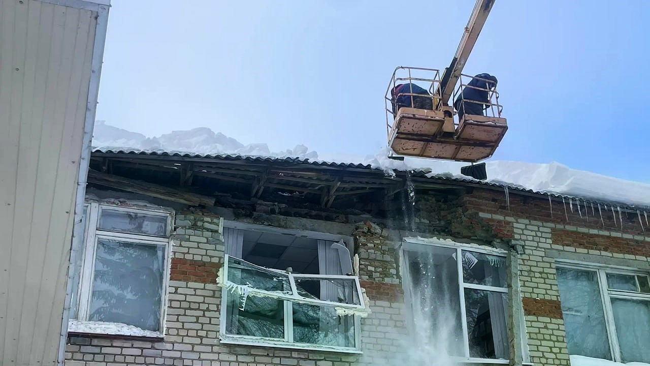В Мордовии прокуратура проводит проверку по факту обрушения школьной крыши во время занятий