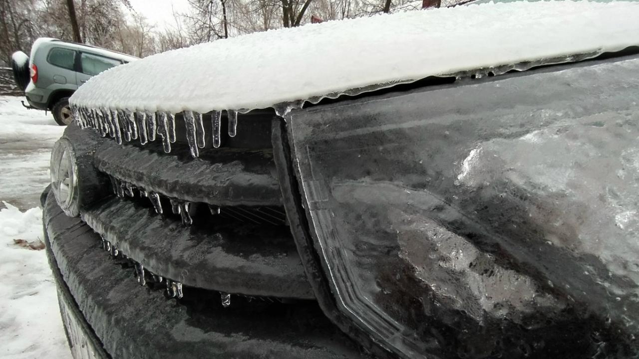 В Мордовии – ледяной дождь и сильный ветер