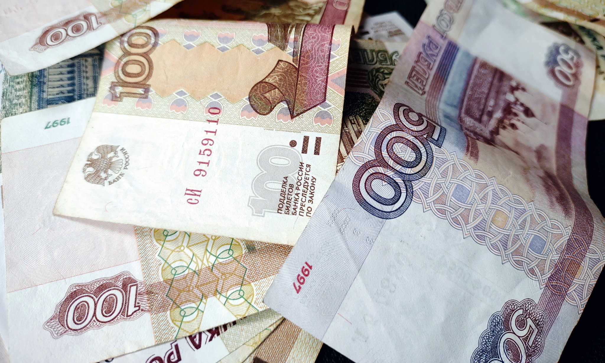 Бизнесмен в Мордовии получил 25 суток обязательных работ за нежелание платить 400 рублей 