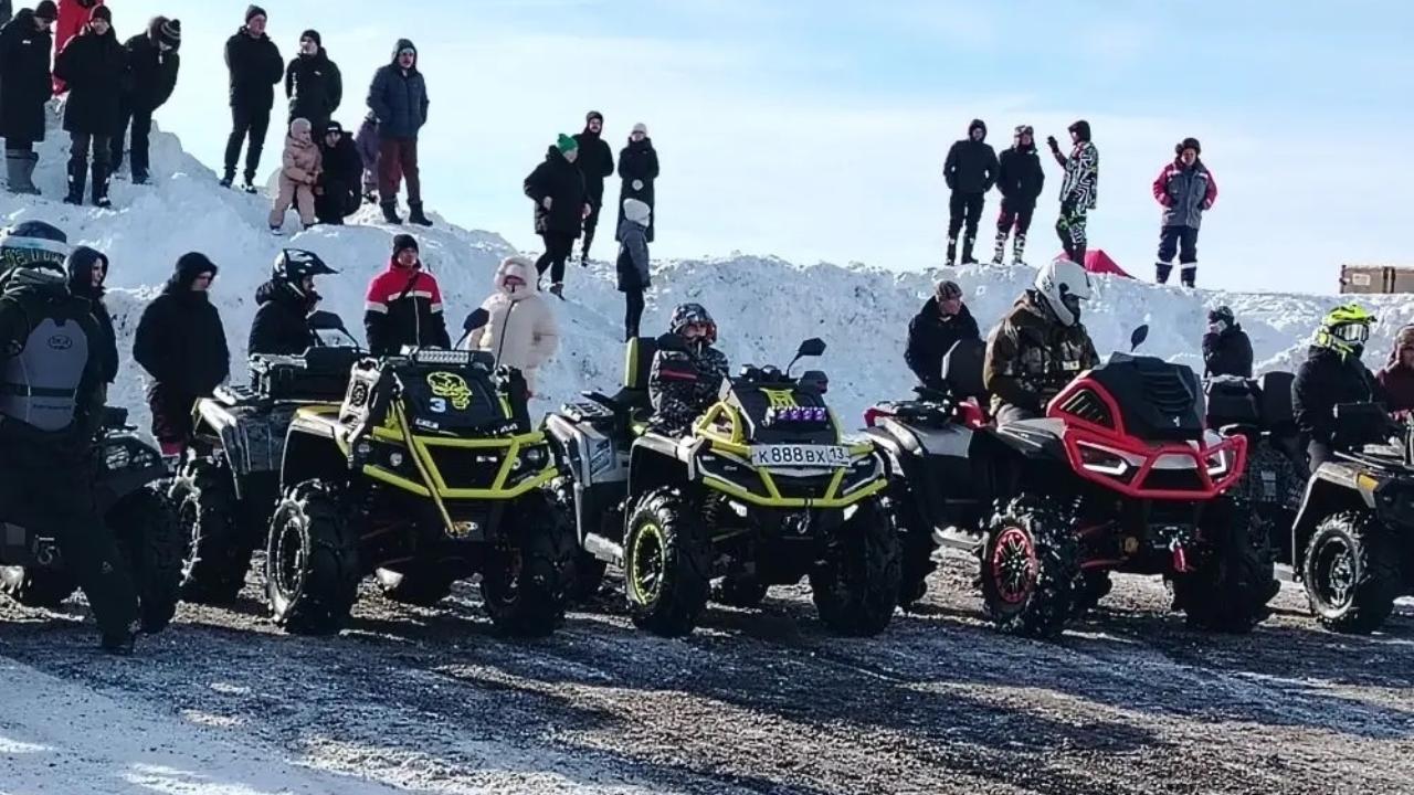 В Мордовии прошёл зимний мотокросс