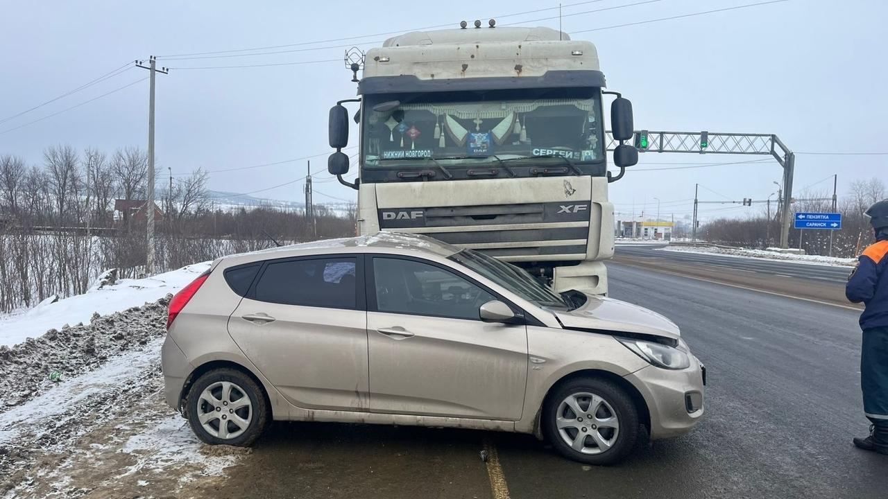 Мужчина в Мордовии простил дальнобойщика, который его покалечил Мужчина в Мордовии простил дальнобойщика, который его покалечил