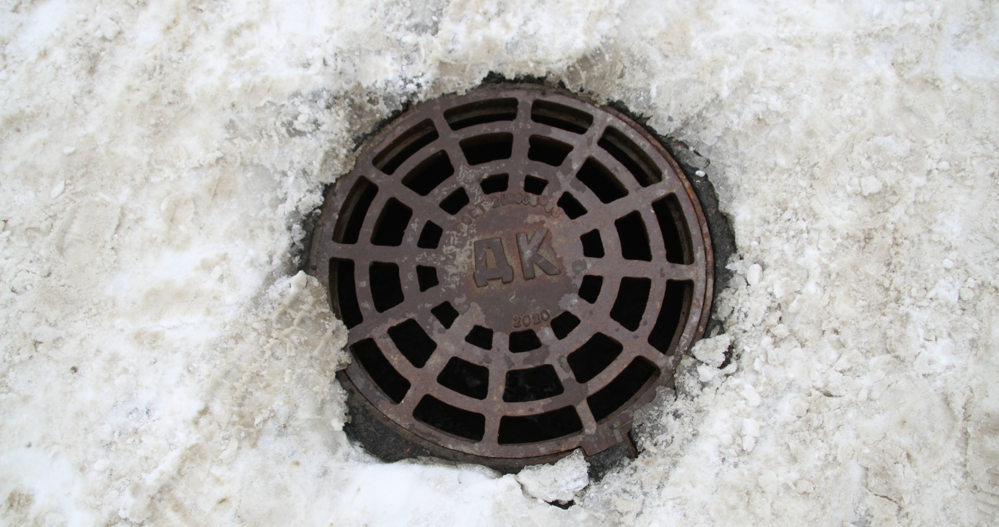 Жителей Мордовии попросили обозначить канализационные люки 