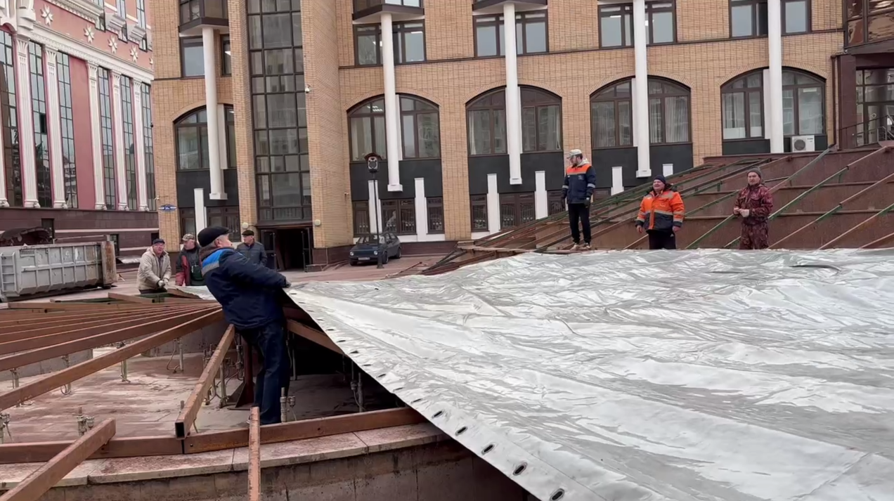В Саранске укрыли одеялом фонтан «Адажио»