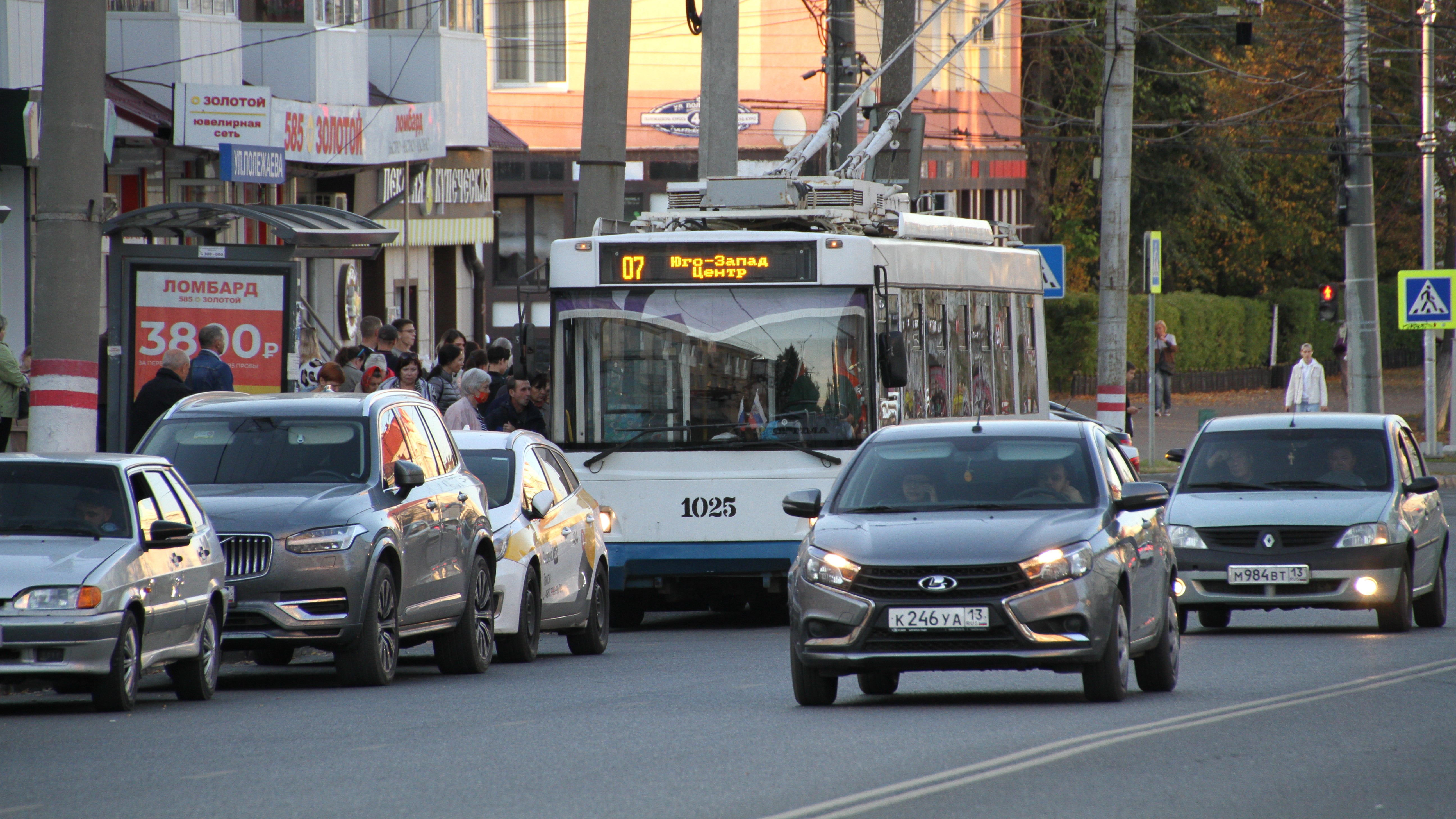 Жителям Саранска мешает шум транспорта и магазинов