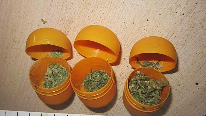 Житель Мордовии хранил наркотики в контейнерах от шоколадных яиц