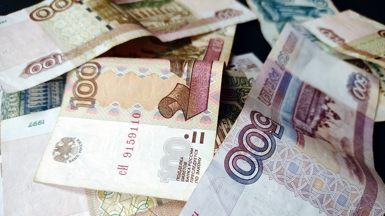 Сотрудница банка в Мордовии спасла пенсионерку от мошенников 