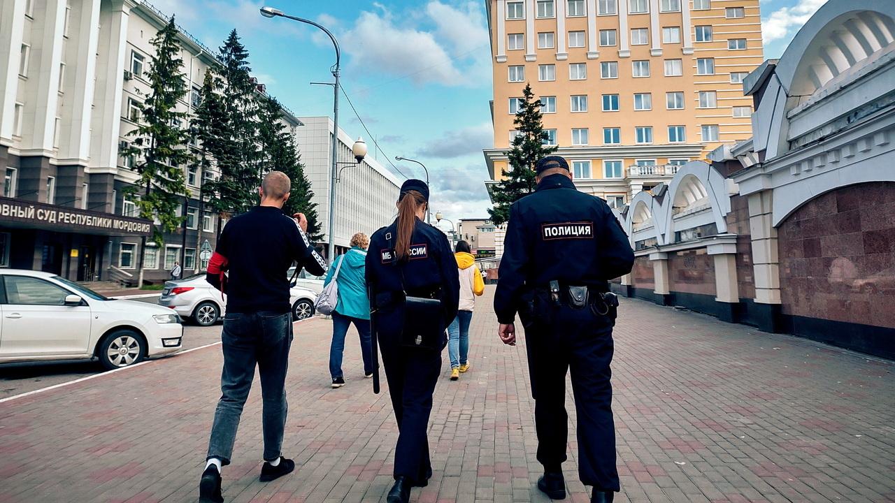 Иностранка в Мордовии пыталась подкупить сотрудника полиции 