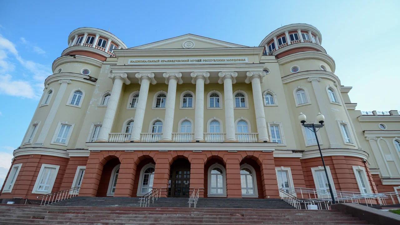 В Краеведческом музее представлены артефакты из школьной жизни конца XIX – начала XX века В Краеведческом музее представлены артефакты из школьной жизни конца XIX – начала XX века