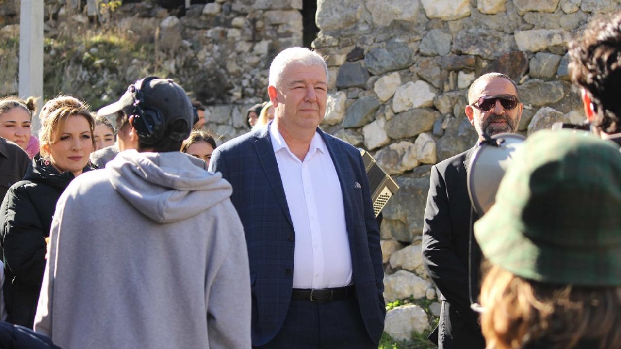 Выше гор — только любовь: завершились съемки сериала «Гордость» для Wink от создателей «Актрис», «Балета» и «Психа»