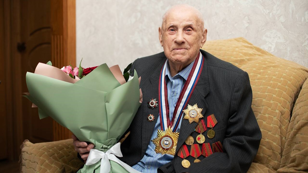 Житель Саранска отмечает 100-летний юбилей