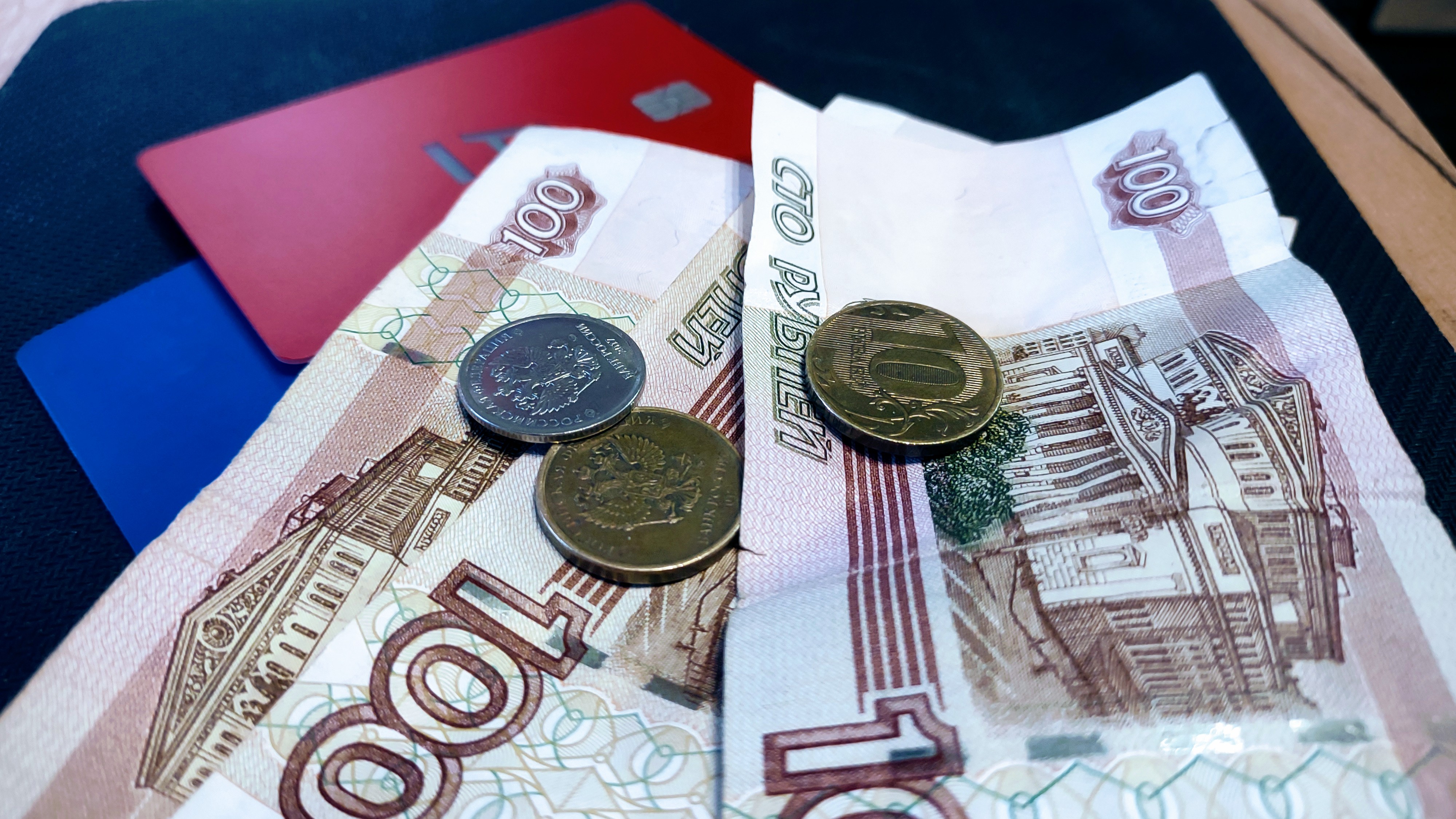 МРОТ предложили увеличить до 50 тысяч рублей