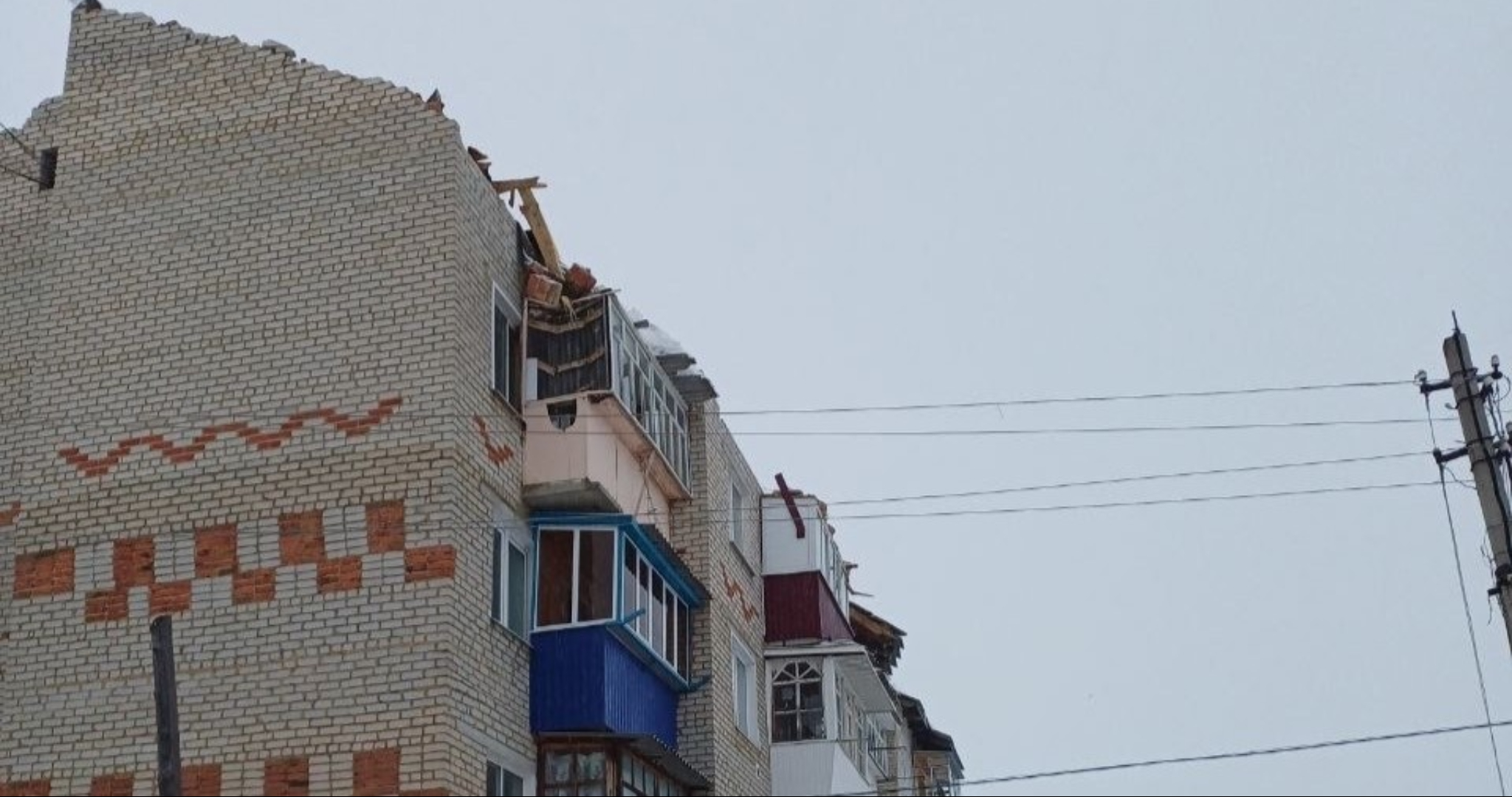 Названа причина обрушения кровли жилого дома в Мордовии 