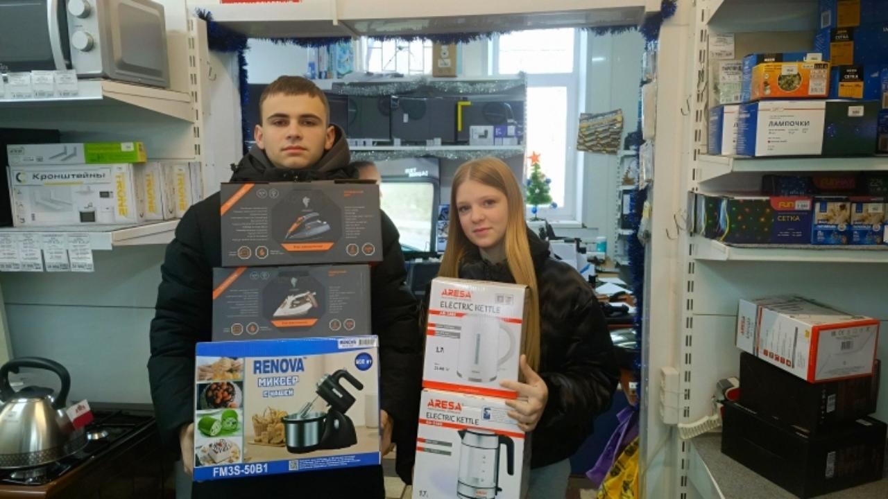 В Мордовии студенты-медики приготовили многодетным рождественские подарки