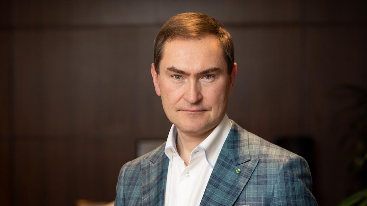 Сбер открыл прием заявок в международный акселератор Sber500 