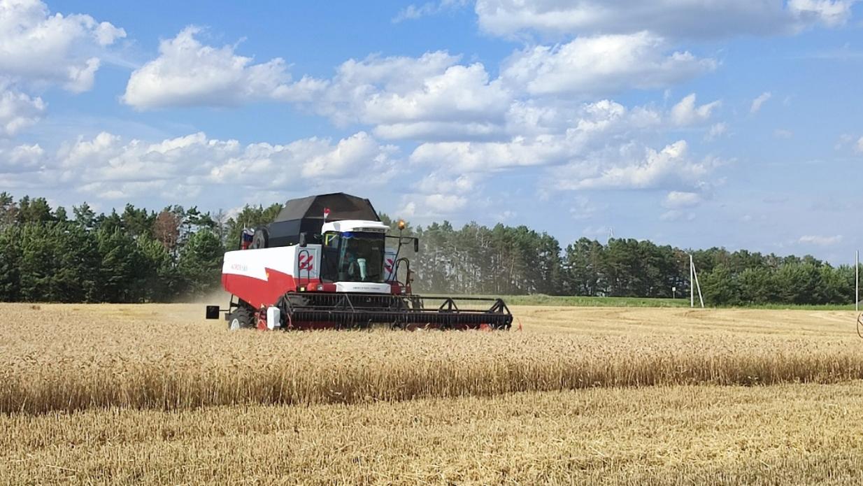  Уборочная кампания: на поля Мордовии вышла новая техника 