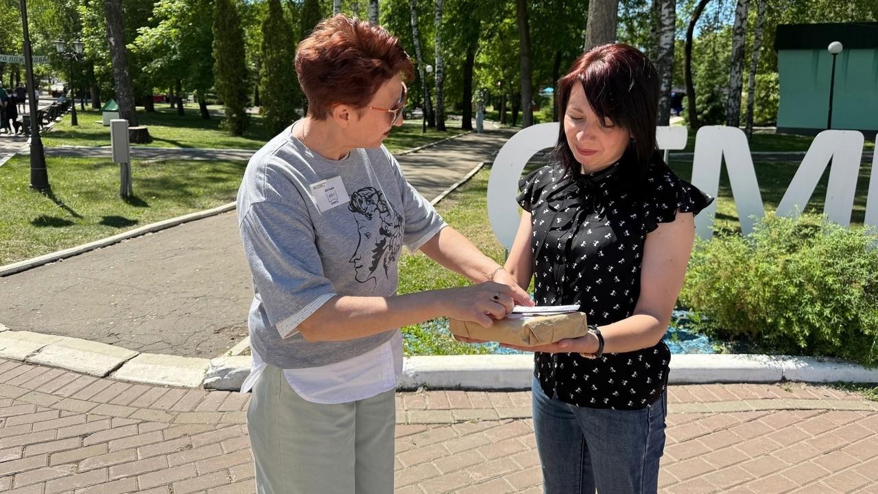 Мордовия присоединилась к всероссийской акции «Бегущая книга» Мордовия присоединилась к всероссийской акции «Бегущая книга»
