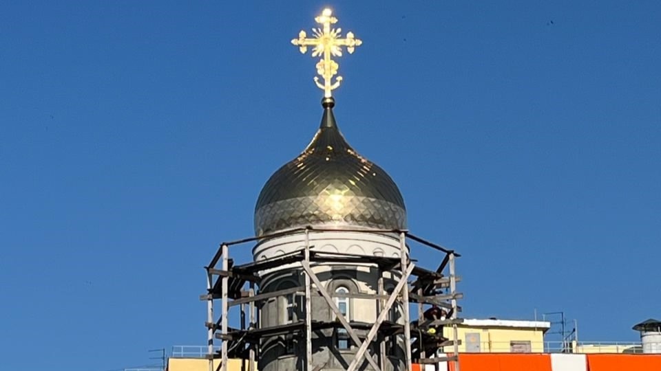 В Саранске на храме-часовне готовятся красить стены В Саранске на храме-часовне готовятся красить стены
