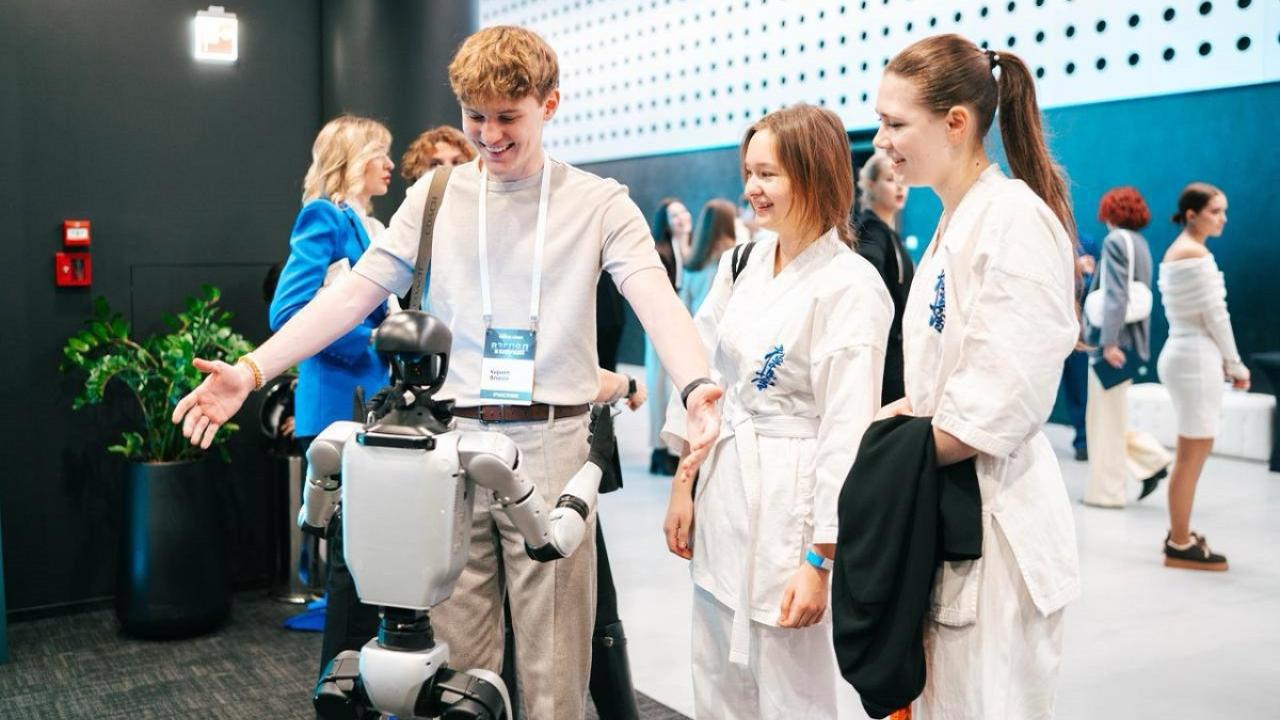 От пересдачи ЕГЭ до контроля мигрантов: «Новые люди» рассказали, что полезного сделали для Мордовии