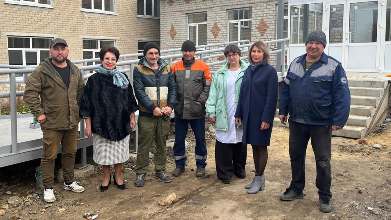 В Мордовии капитально ремонтируют поликлинику в Атюрьеве В Мордовии капитально ремонтируют поликлинику в Атюрьеве