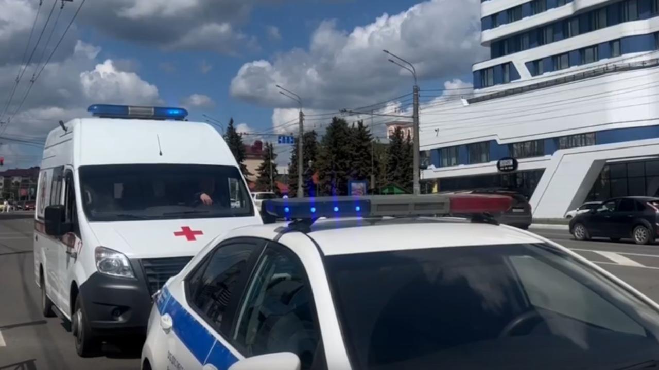 Против нарушителей ПДД в столице Мордовии прошел рейд «Маячок» Против нарушителей ПДД в столице Мордовии прошел рейд «Маячок»