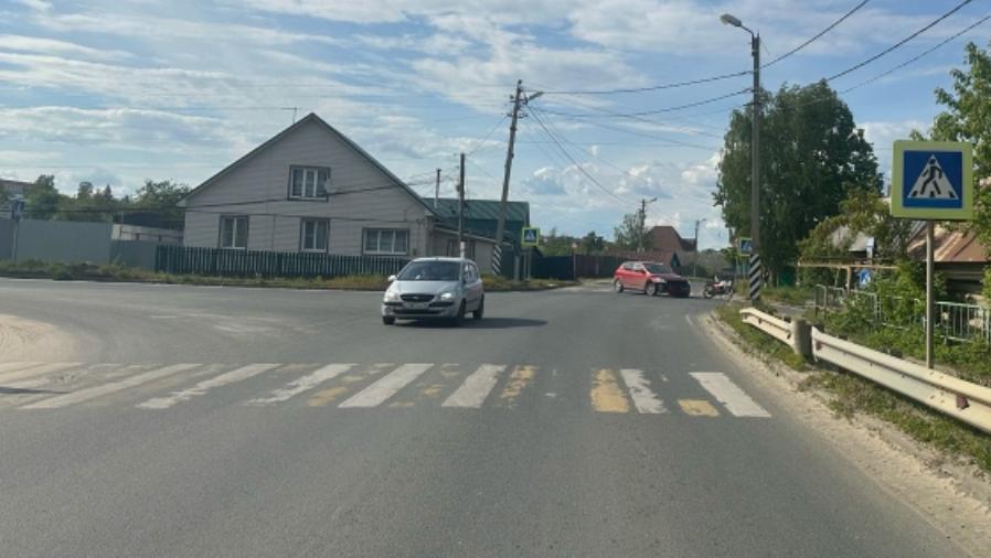 В Краснослободске юная автолюбительница сбила мотоциклиста без прав В Краснослободске юная автолюбительница сбила мотоциклиста без прав