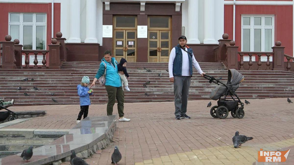 В России семьи с детьми смогут получать новую семейную выплату