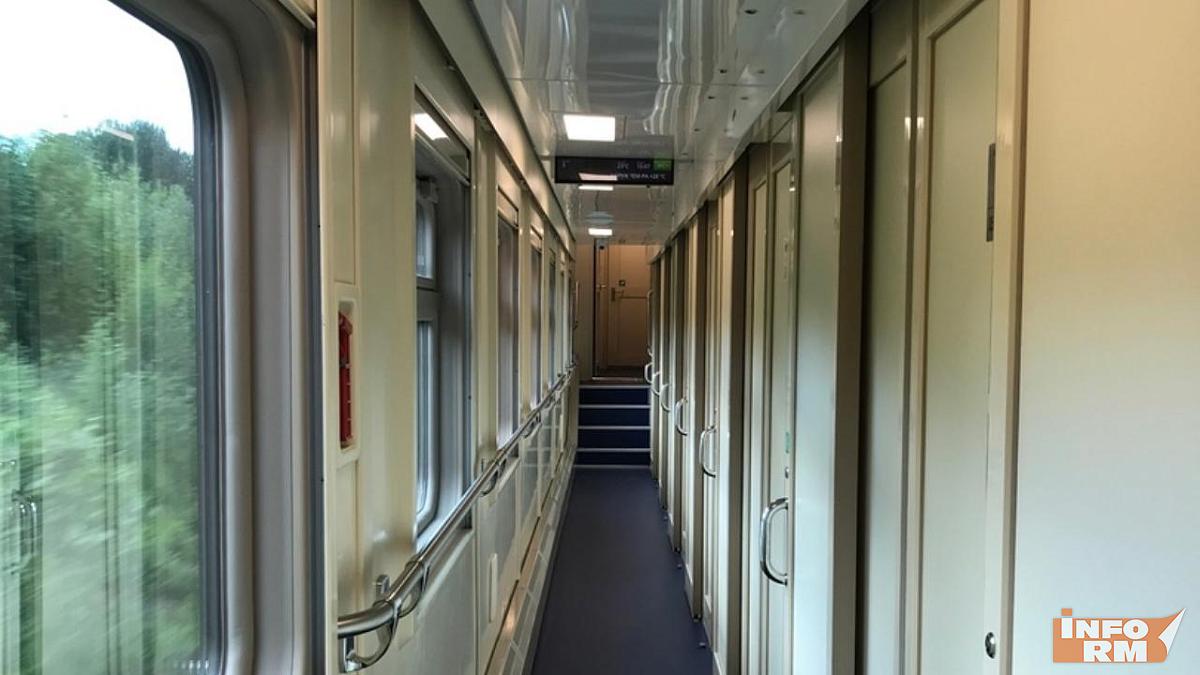 Пассажир поезда проспал свой смартфон и кольцо Пассажир поезда проспал свой смартфон и кольцо