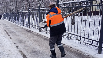 Дворники и слесари в России оказались в дефиците 