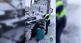 На дороге «Саранск - Сурское - Ульяновск» патрульные спасли дальнобойщика 