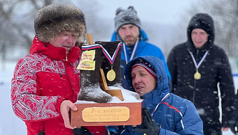 В Мордовии участники хоккейного турнира вышли на корт в валенках