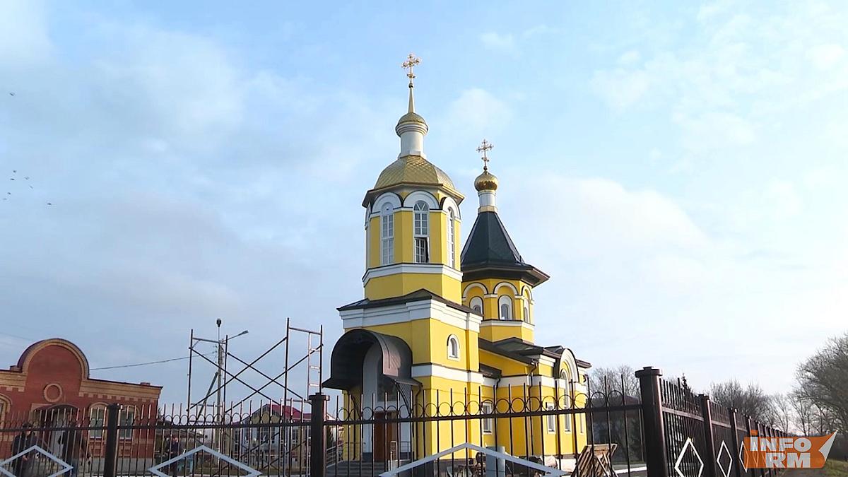 В Новых Верхиссах открыли храм после капитального ремонта